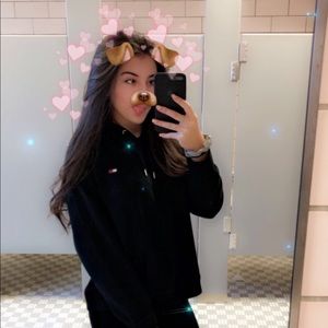 Meet your Posher, Nicalina